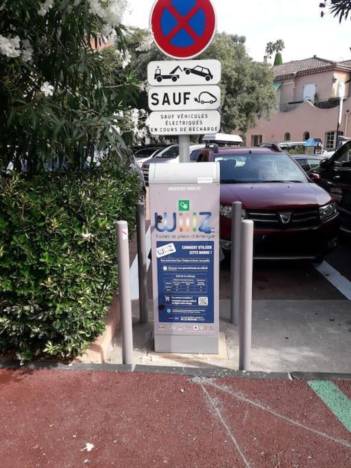 2 Pieces Climatise A 200M Des Plages Theoule-sur-Mer Luaran gambar